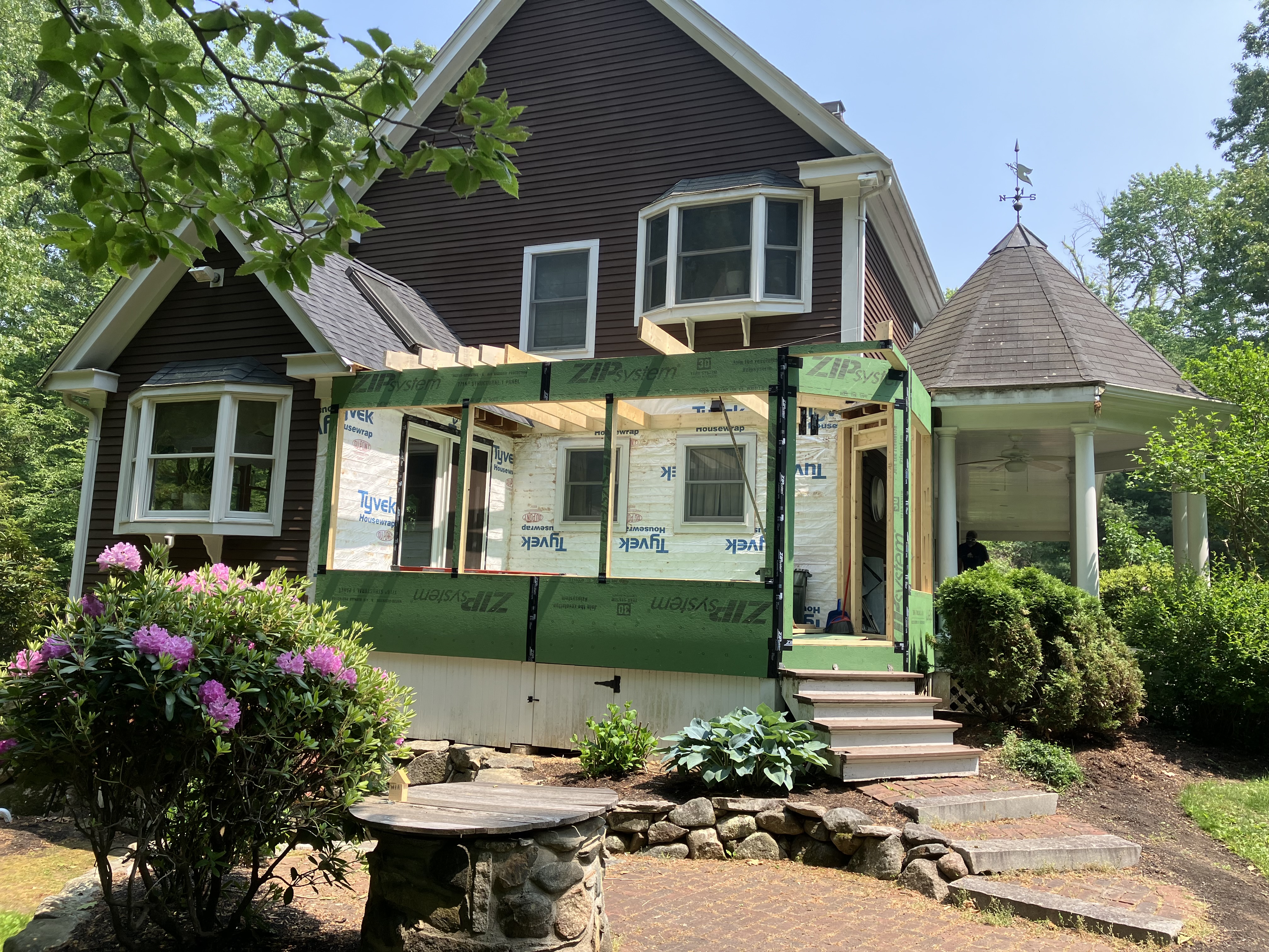 Walls up / Window Cutouts