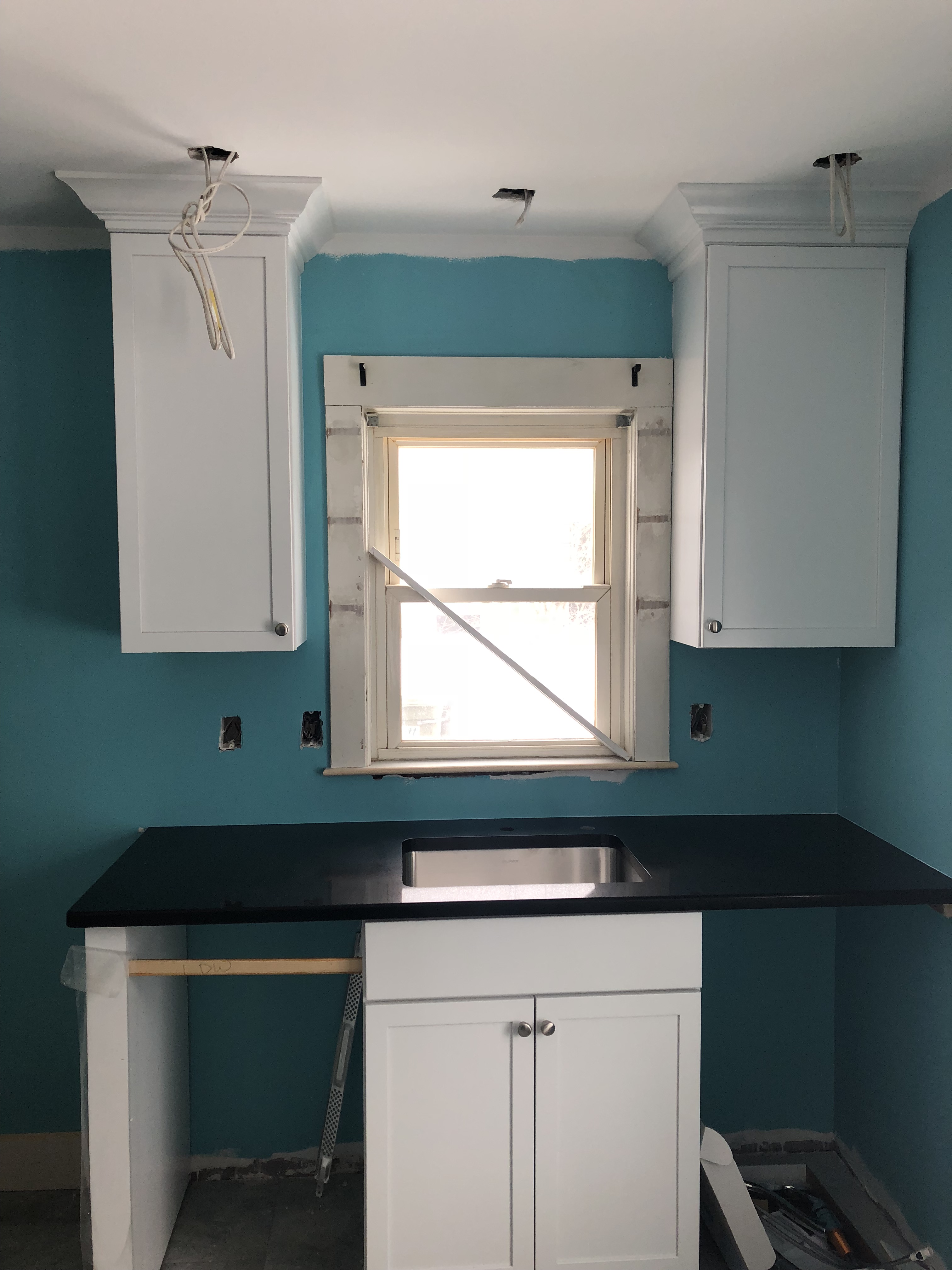 Kitchen Cabinets and countertop