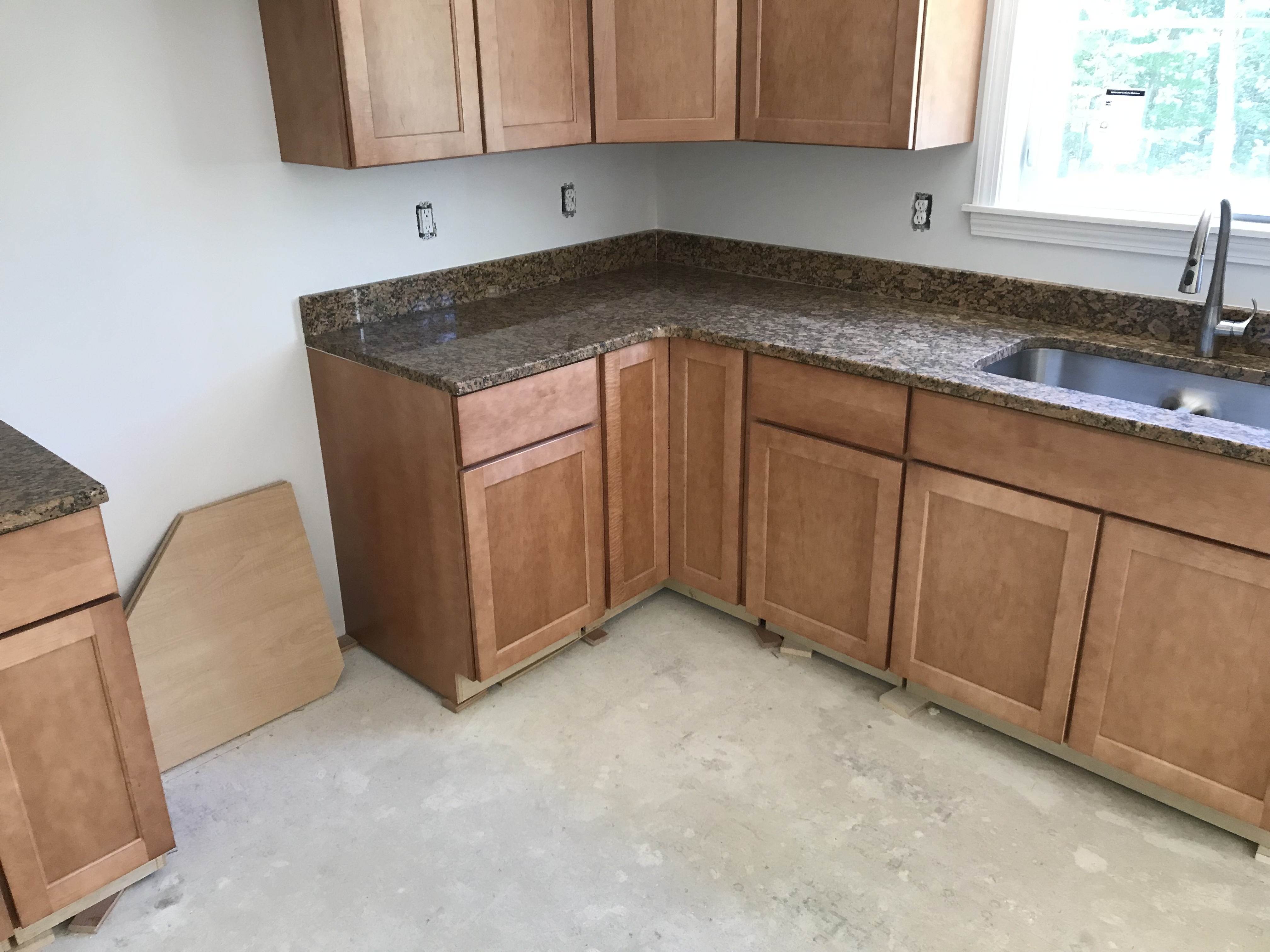 New Kitchen Cabinets