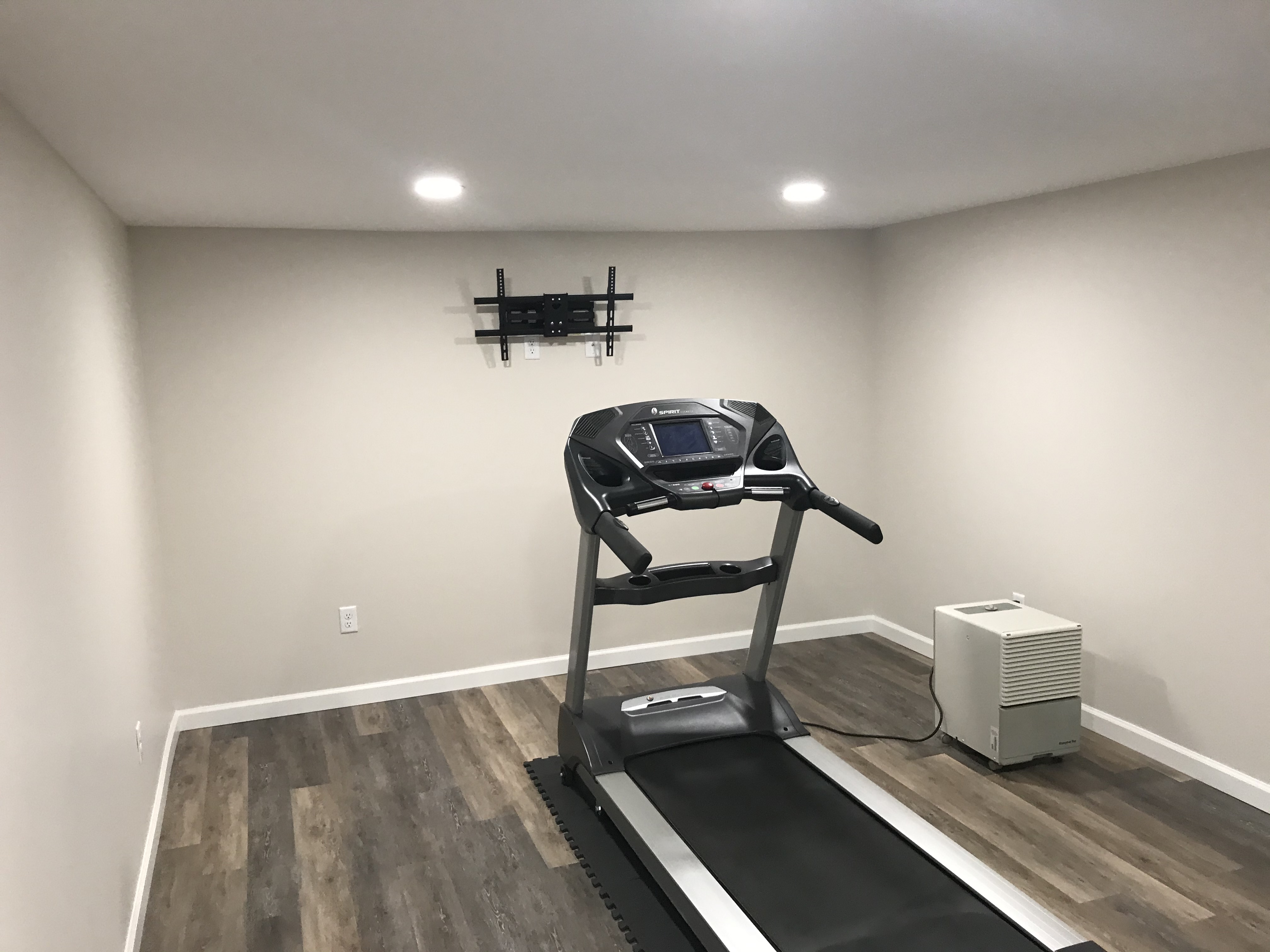 Pomfret Center Basement Refinish