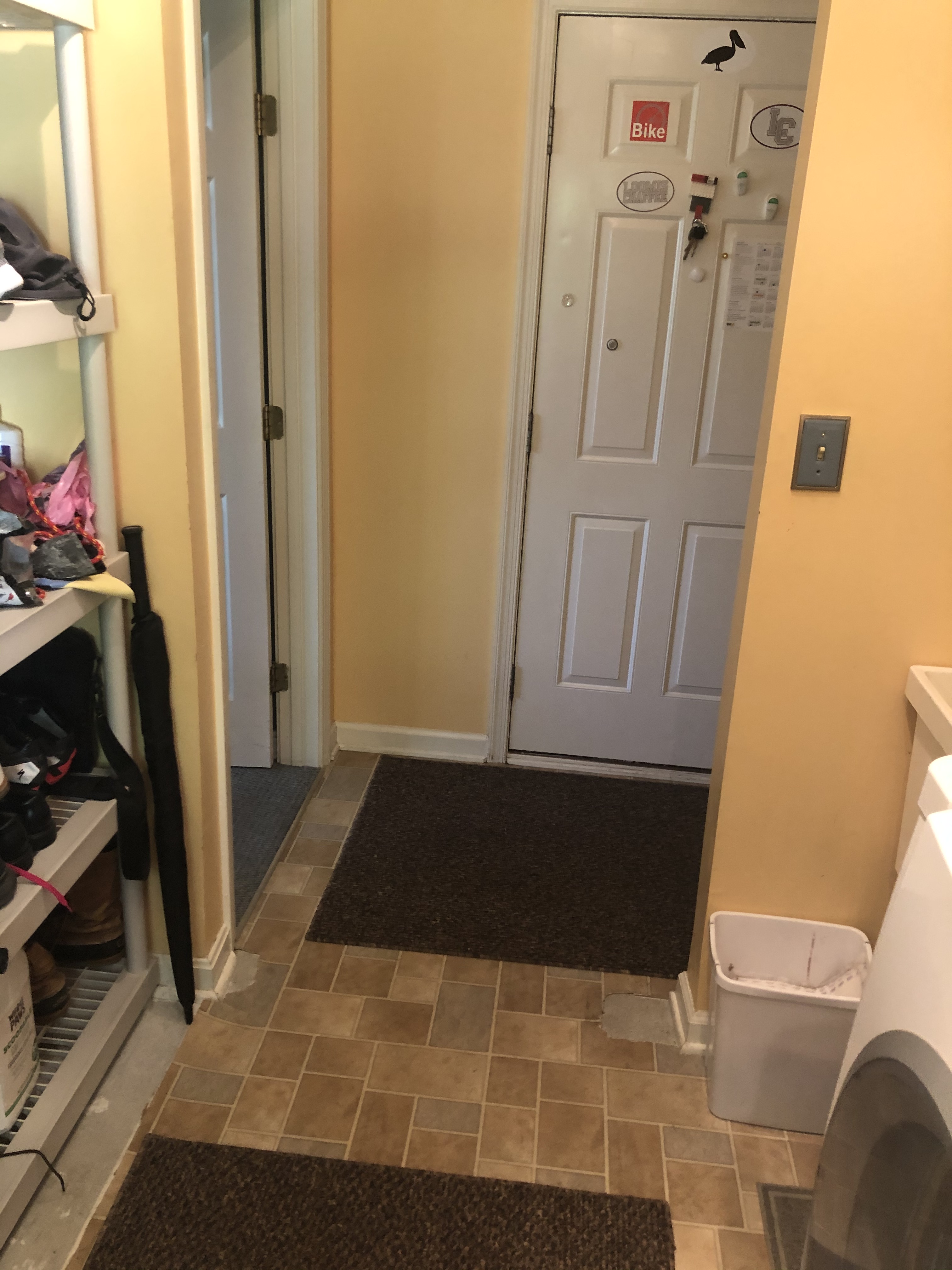 Laundry Room - Before