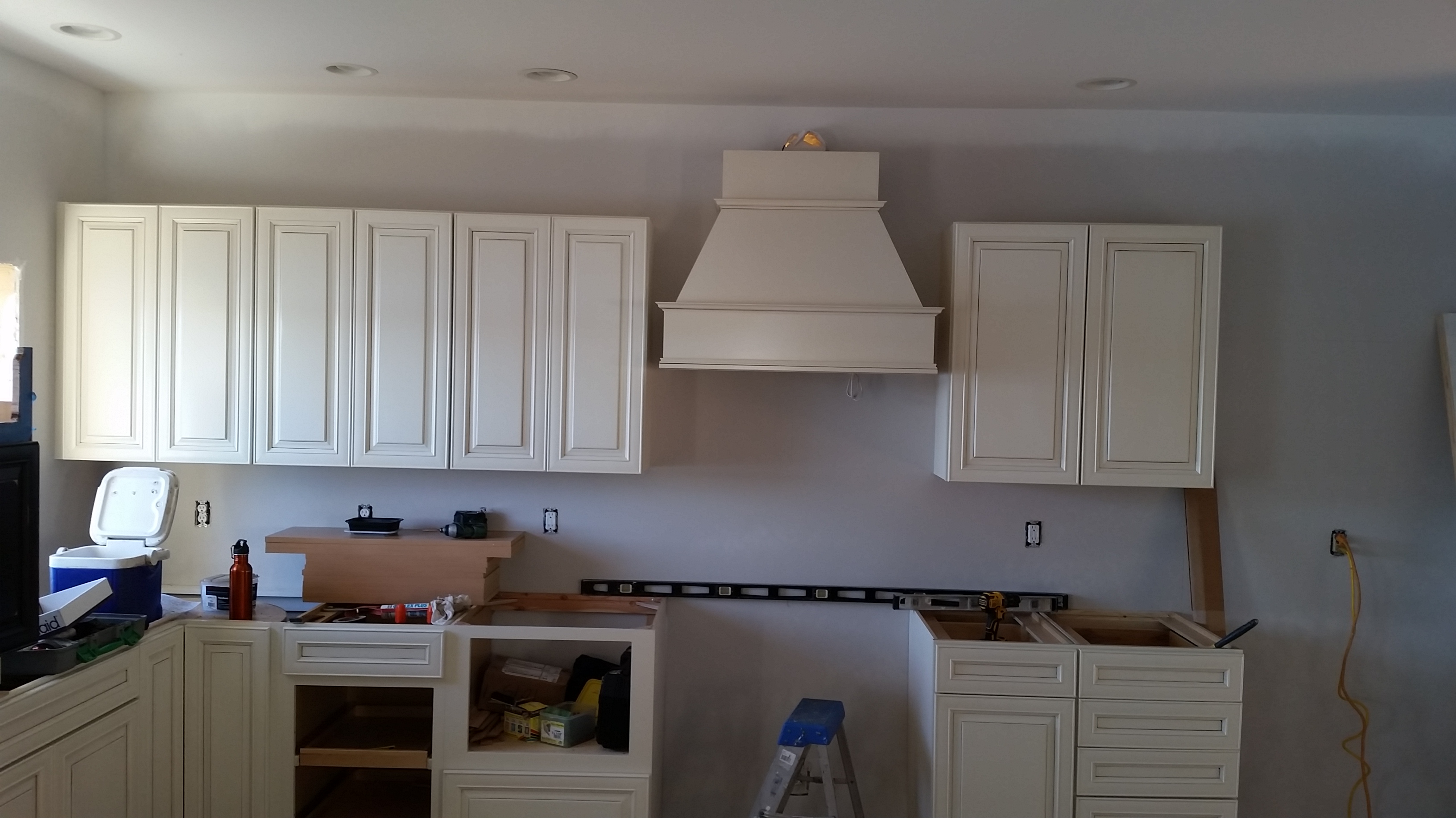 Kitchen cabinets ready for the countertop
