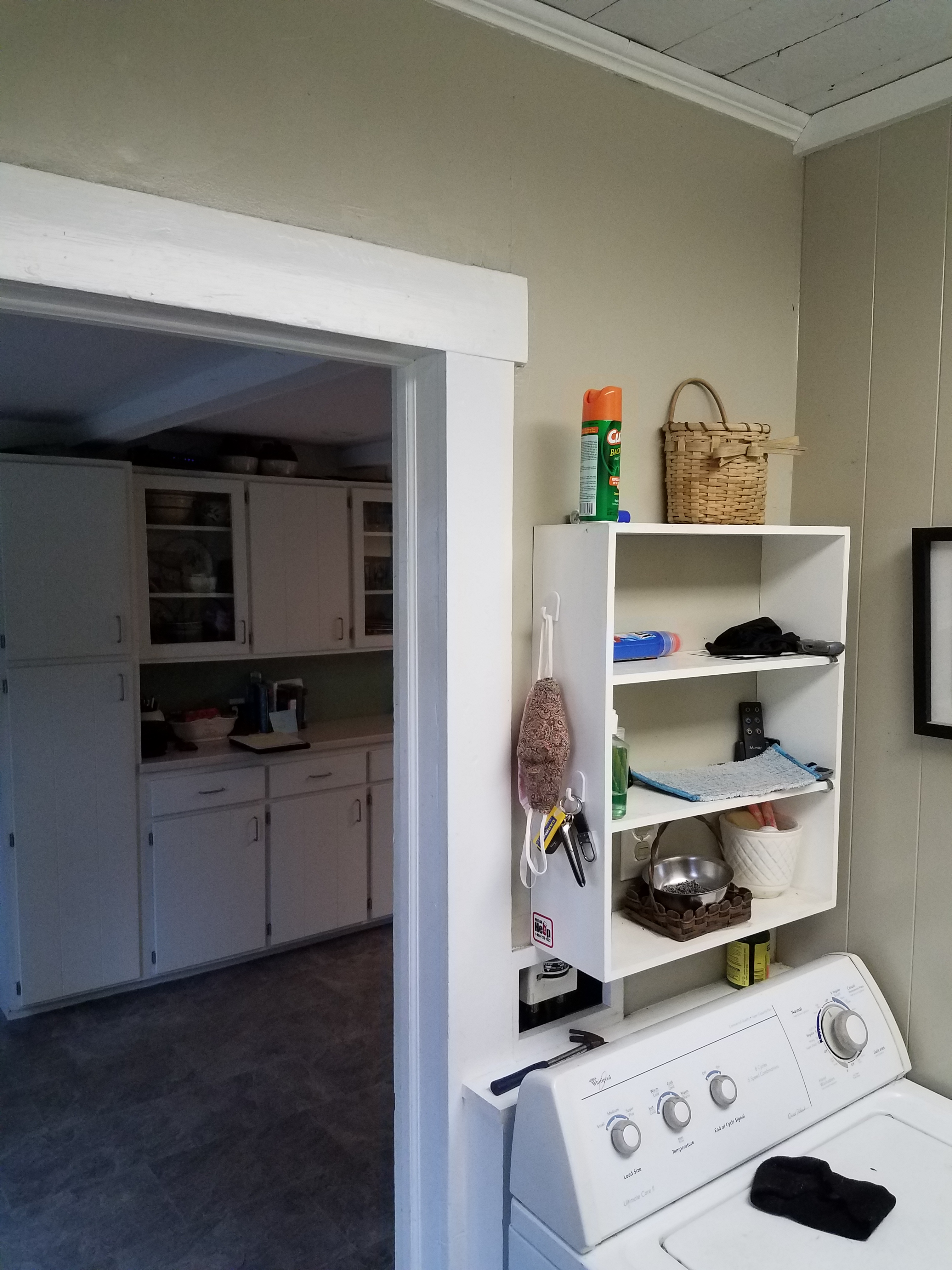 Laundry Room - Before