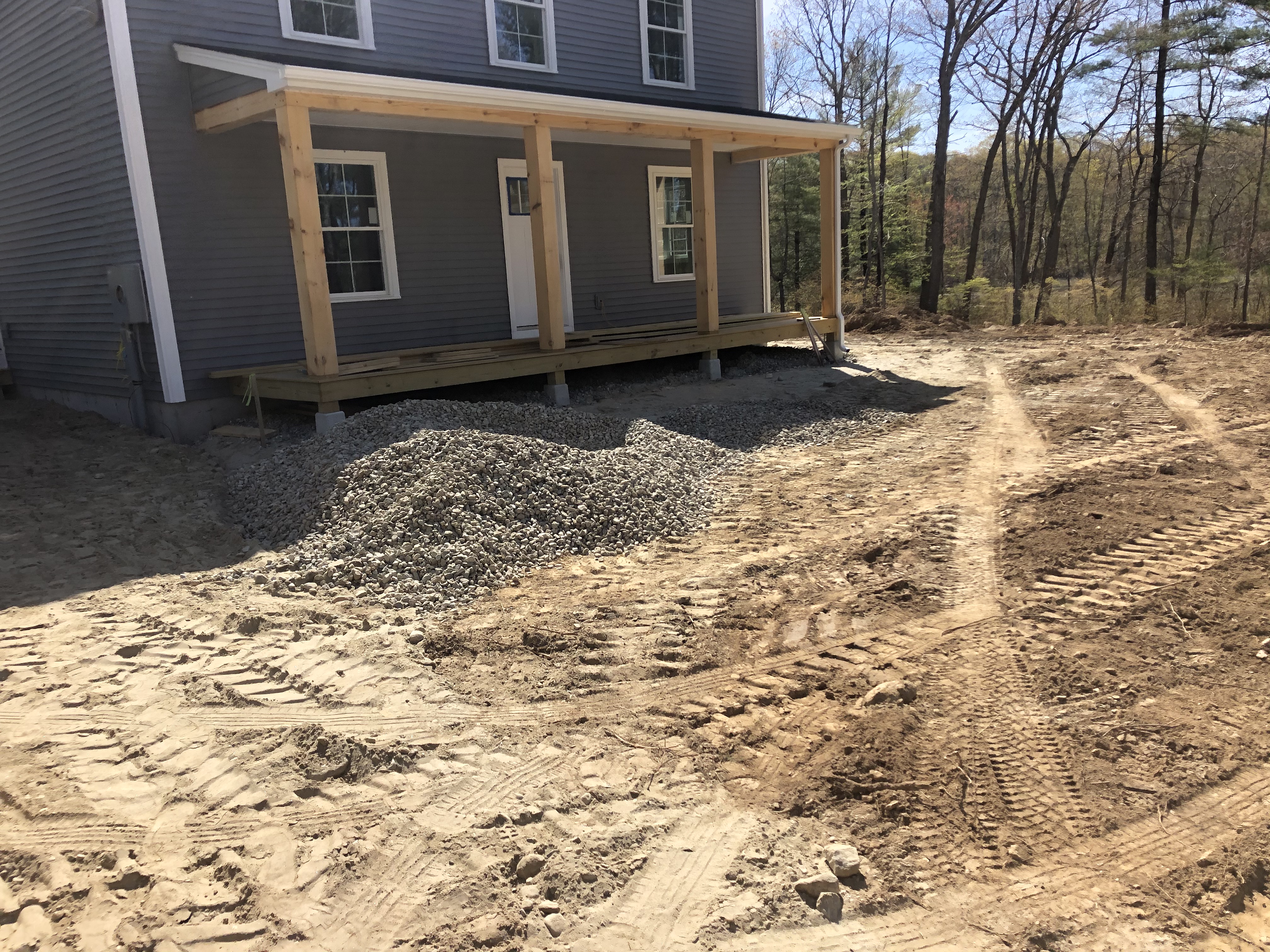 Front Porch / Gravel