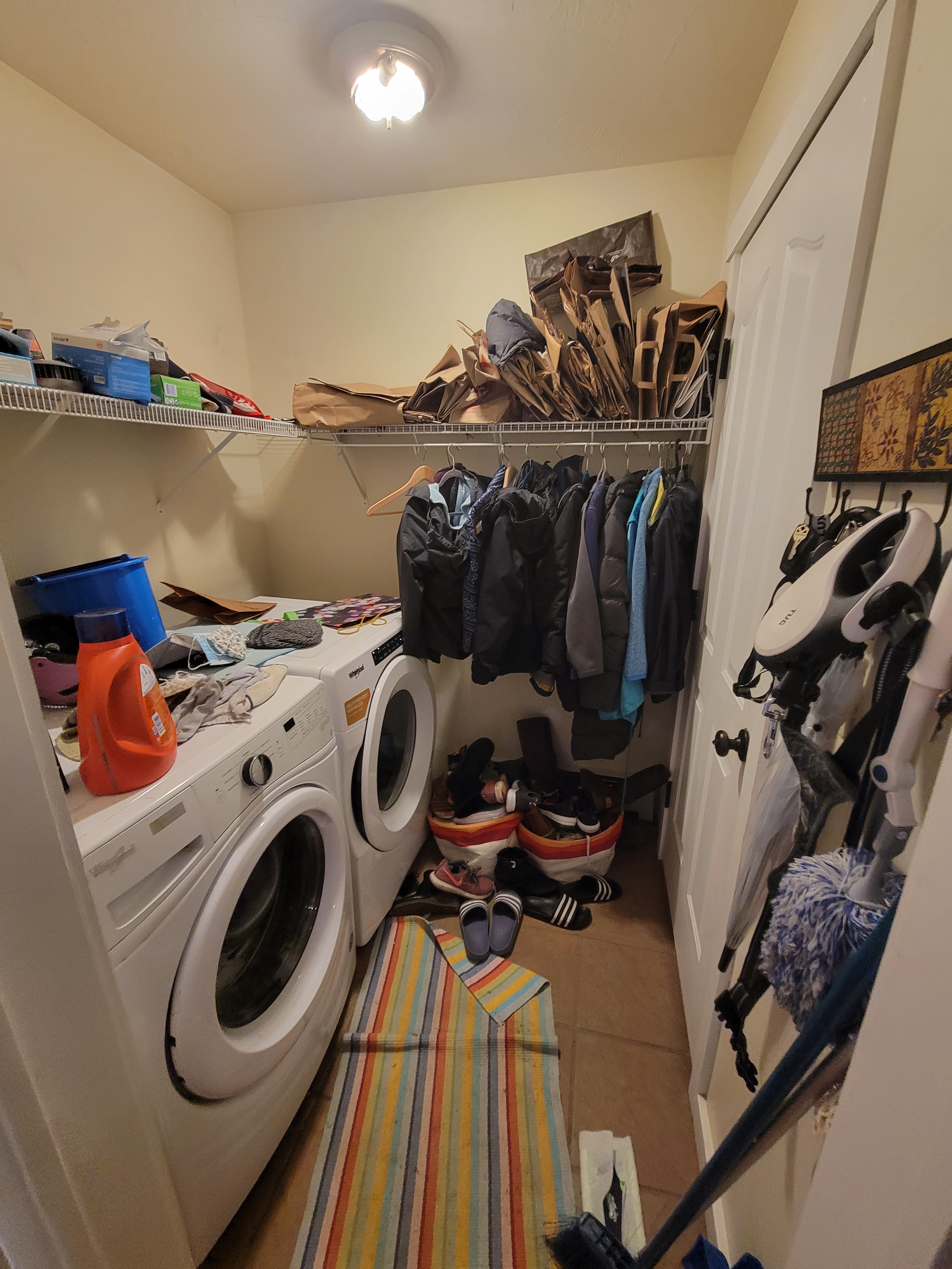 Laundry Room - Before