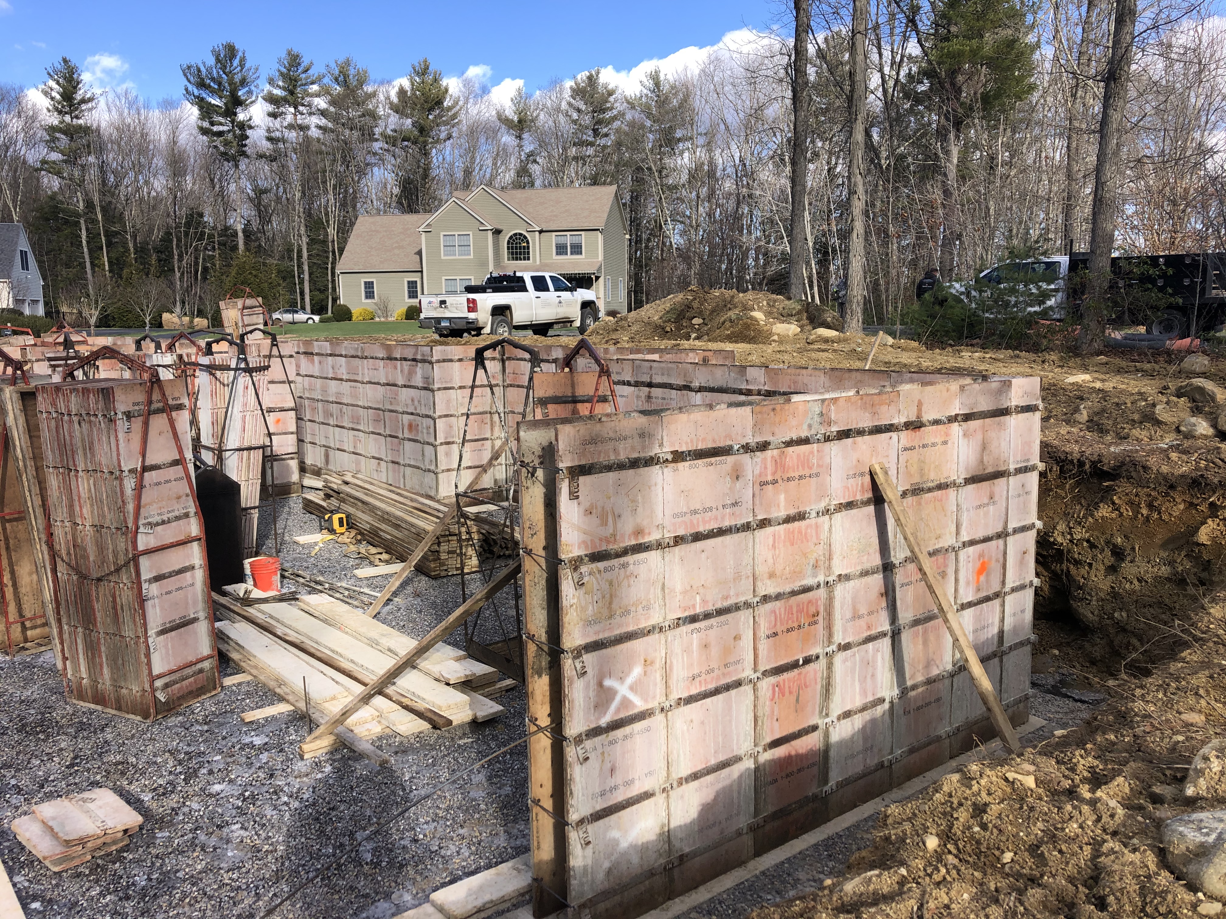 Placing Foundation Forms