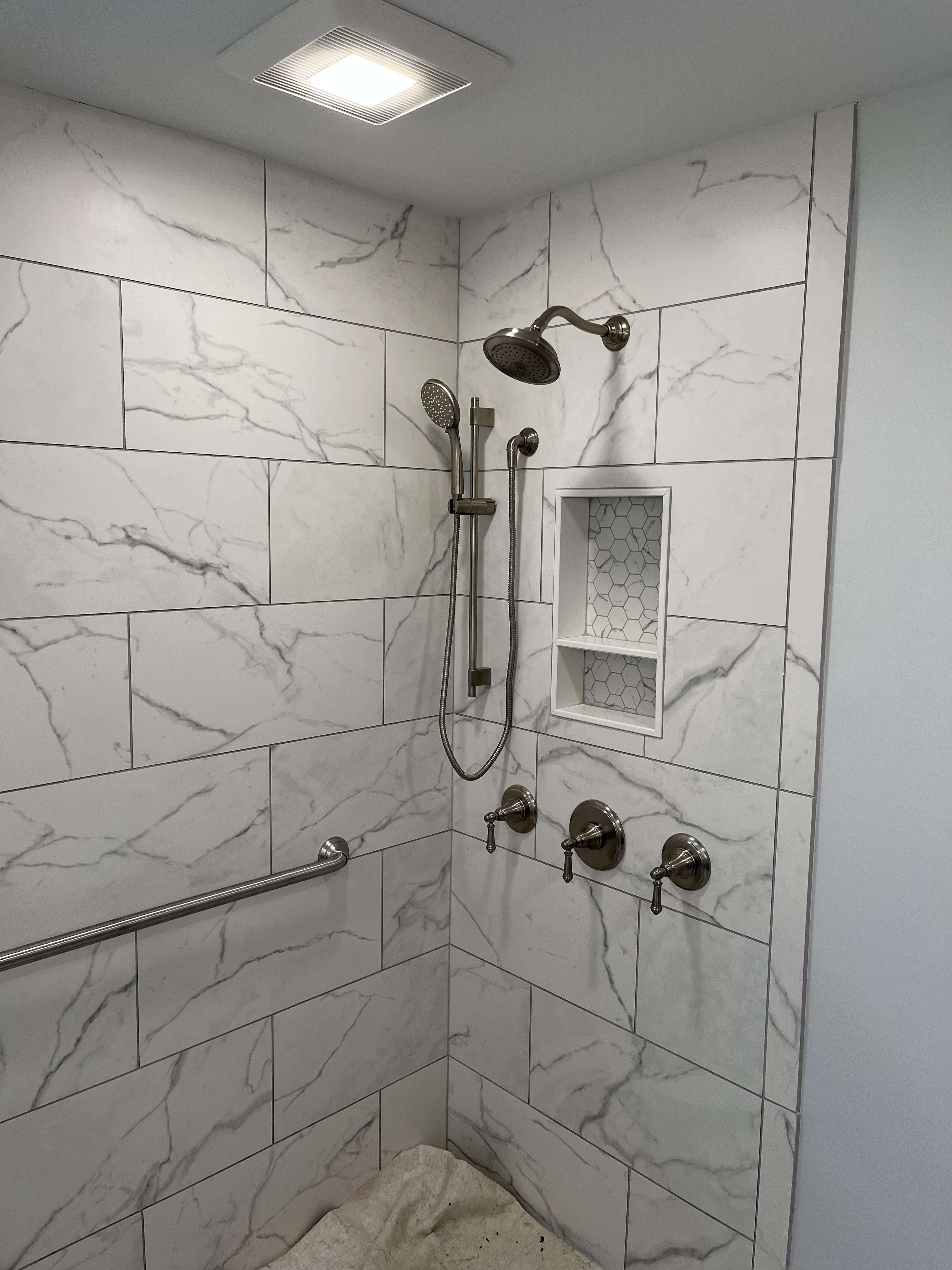 Finished Shower Tile & Fixtures