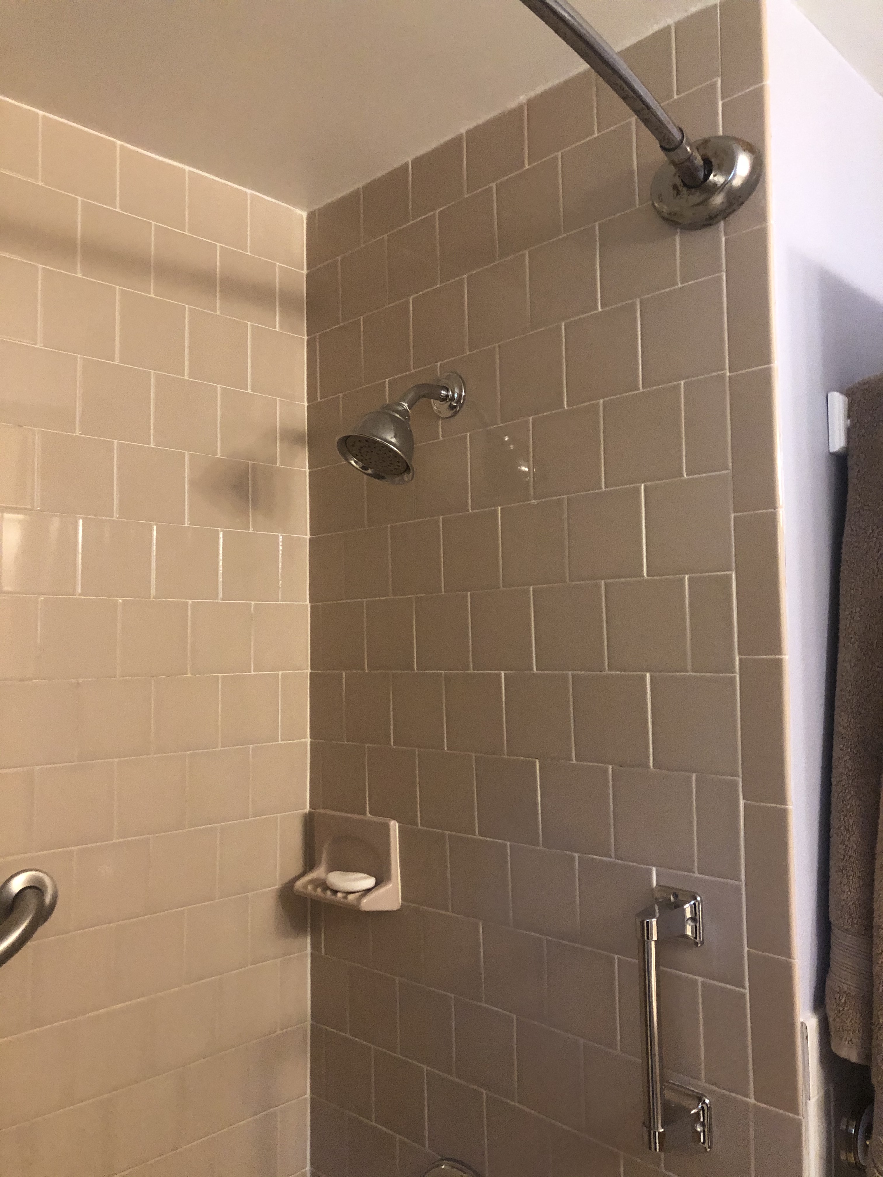 Old Shower / Tub