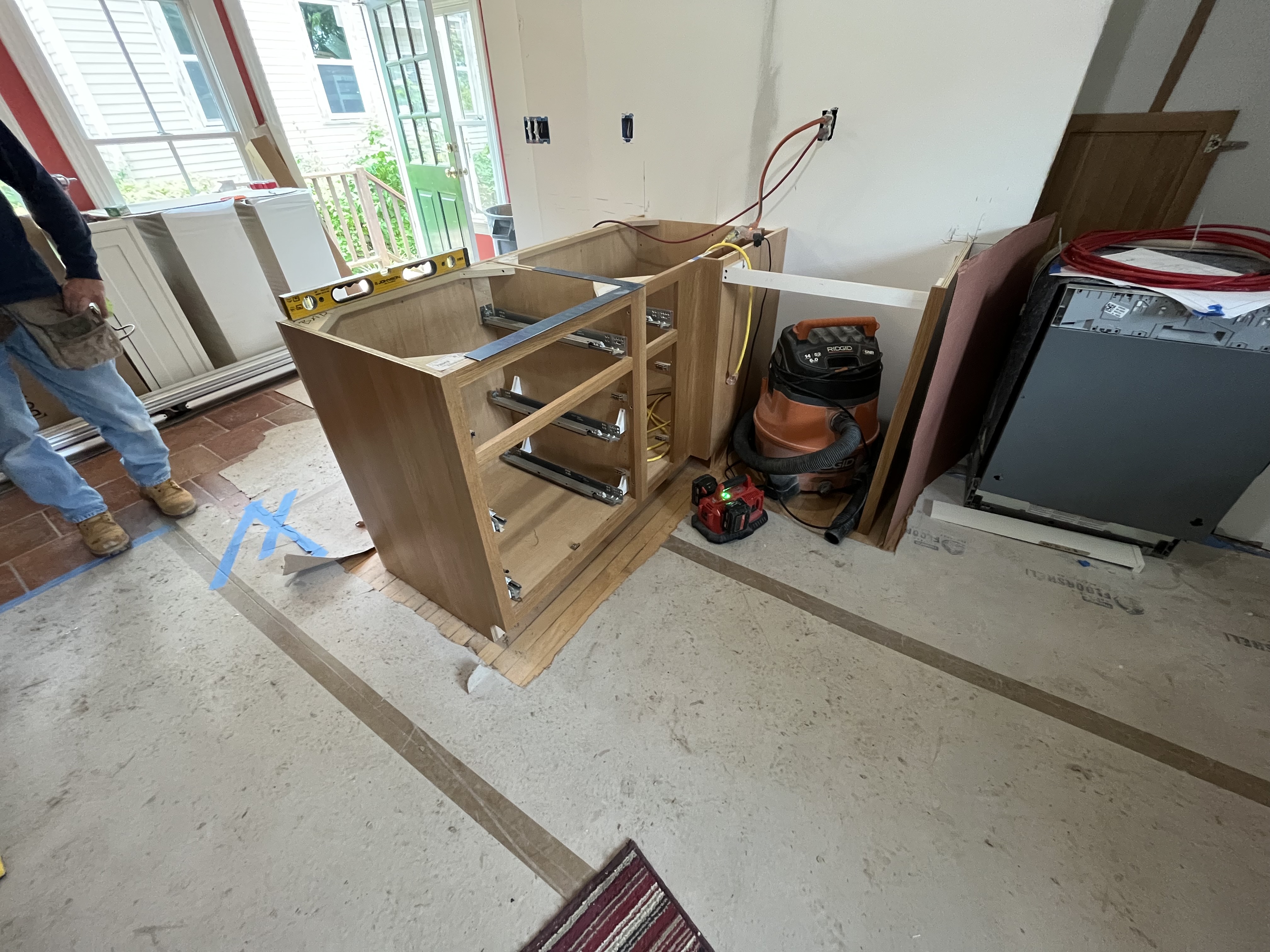 Kitchen Peninsula Build