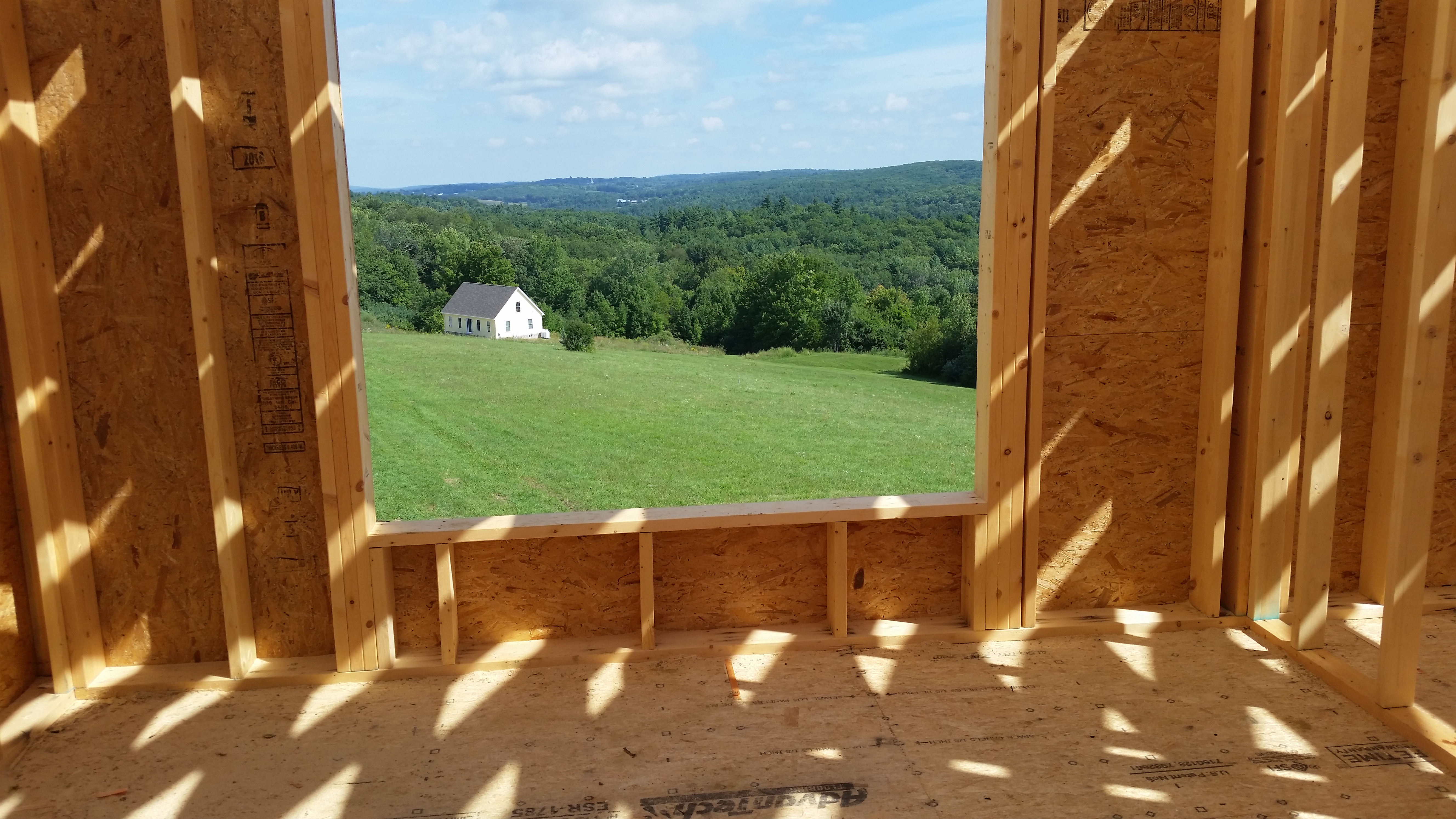 Framed window on second floor - Amazing view